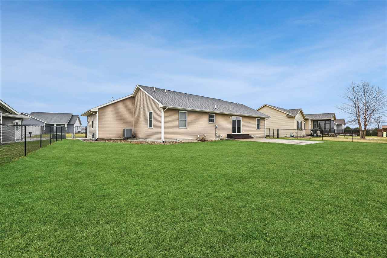 807 Juniper Drive Independence IA 50644