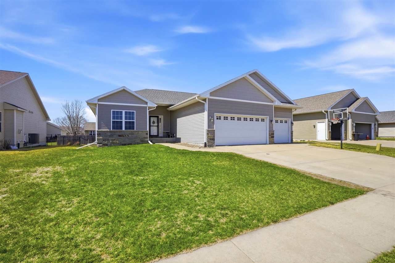 125 N Sunset Drive North Liberty IA 52317