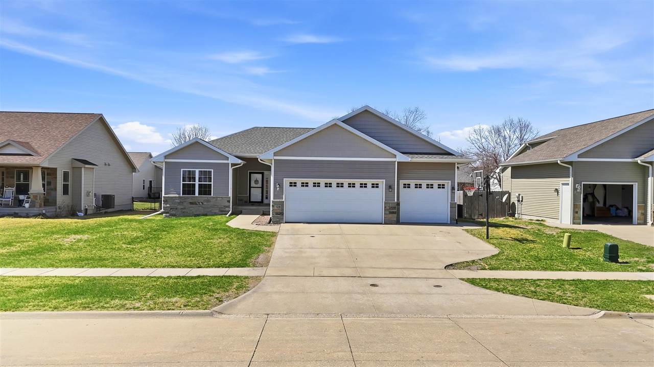 125 N Sunset Drive North Liberty IA 52317
