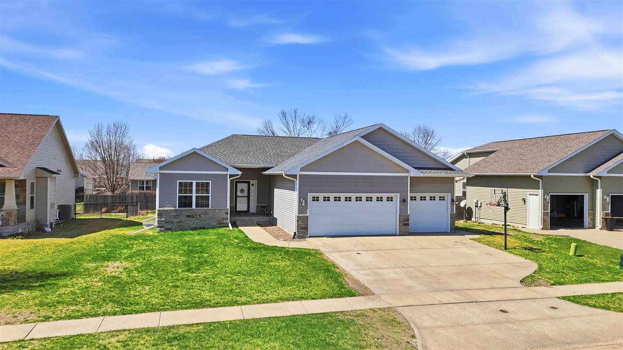 125 N Sunset Drive North Liberty IA 52317