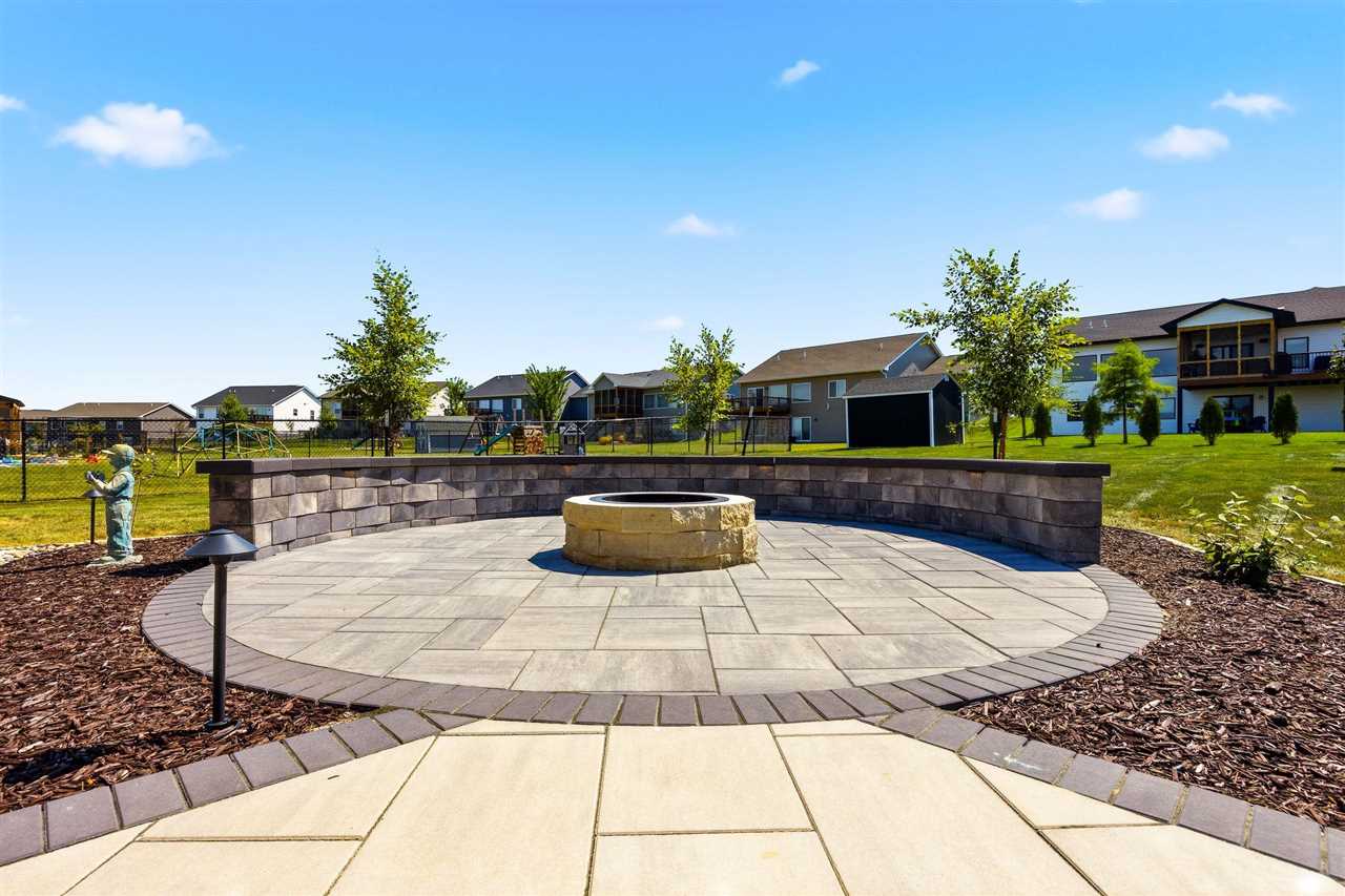 203 Dogwood Lane Tiffin IA 52340