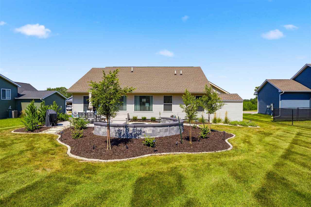 203 Dogwood Lane Tiffin IA 52340