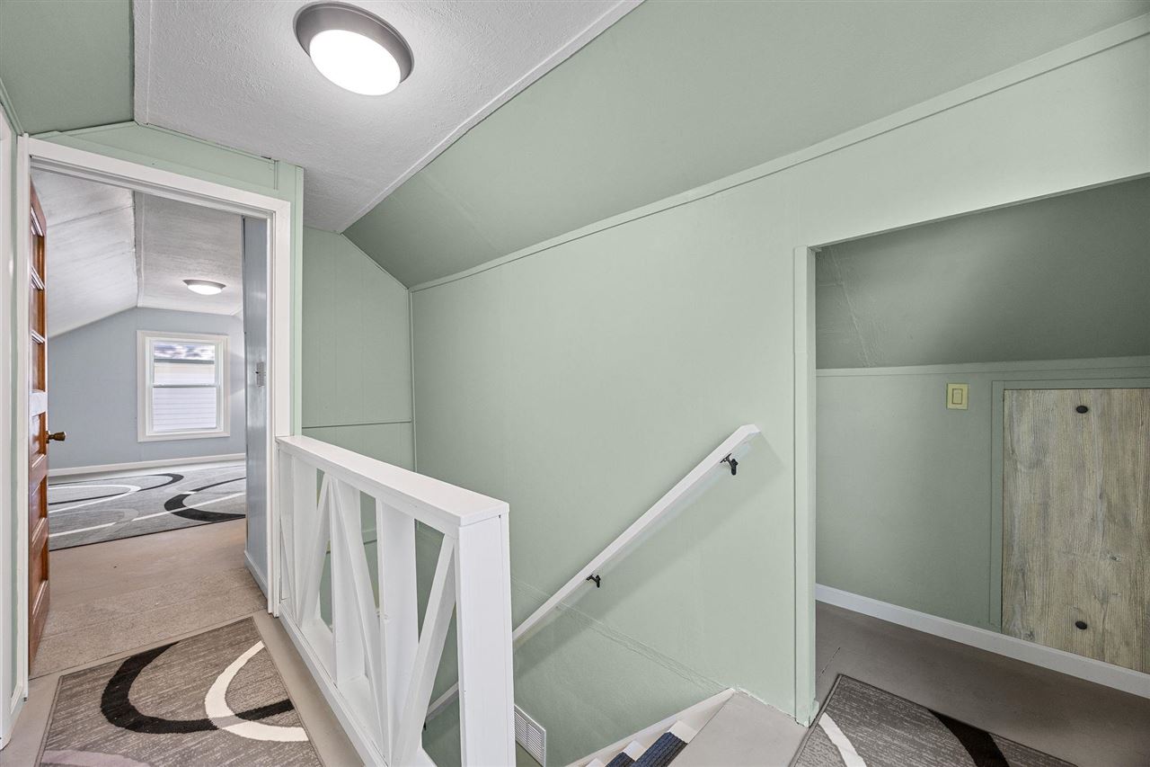 927 G Avenue NW Cedar Rapids IA 52405