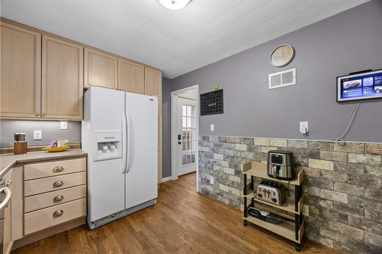 927 G Avenue NW Cedar Rapids IA 52405
