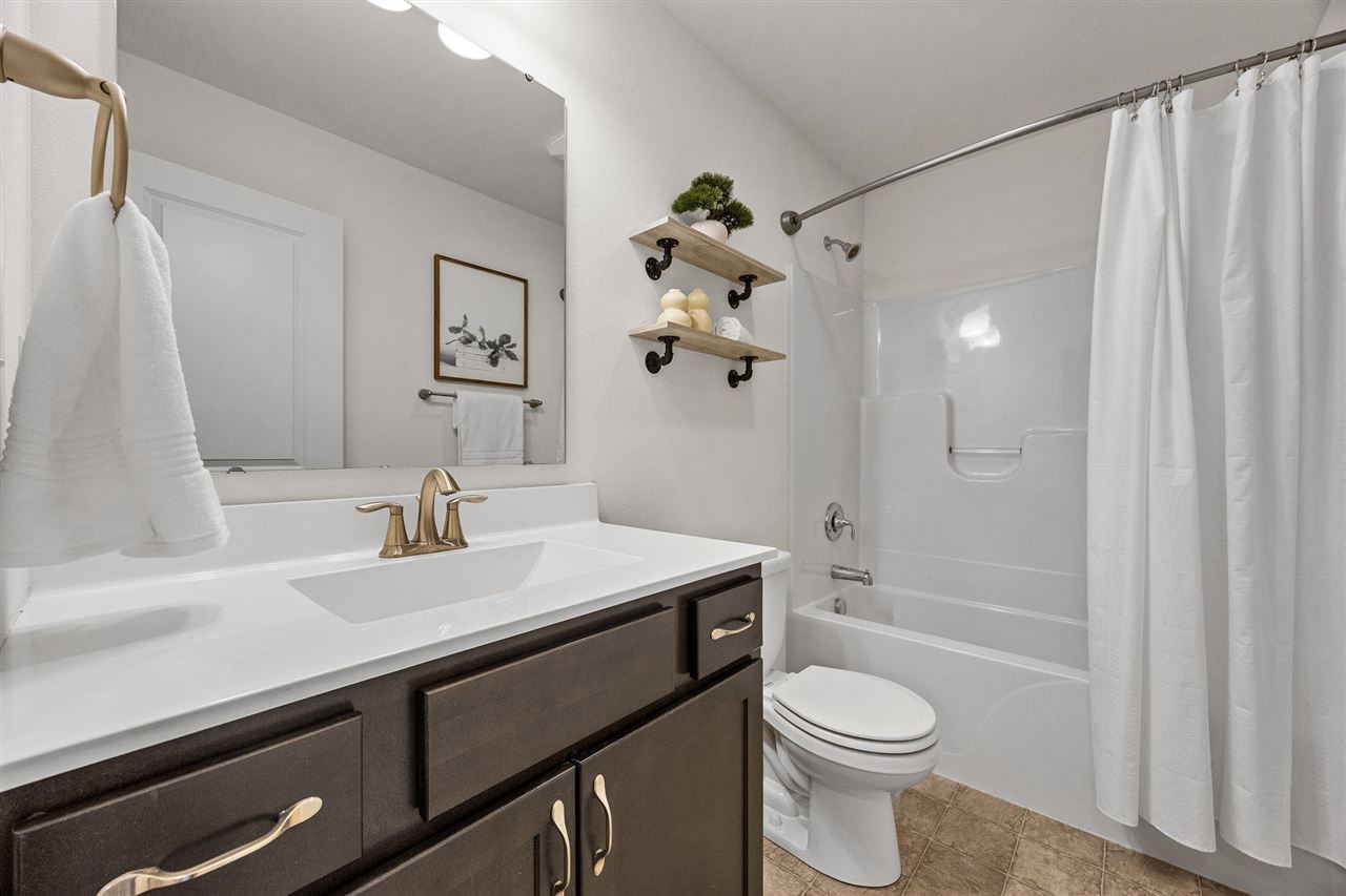 990 Pheasant Lane North Liberty IA 52317