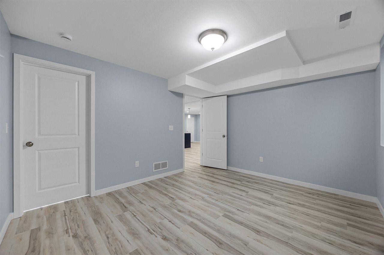 990 Pheasant Lane North Liberty IA 52317