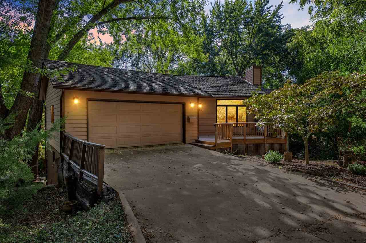 435 Bayard Street Iowa City IA 52246