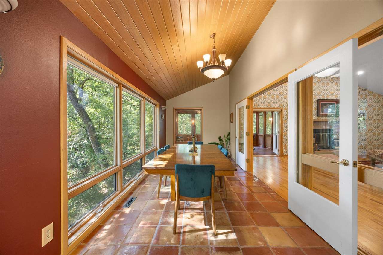 435 Bayard Street Iowa City IA 52246