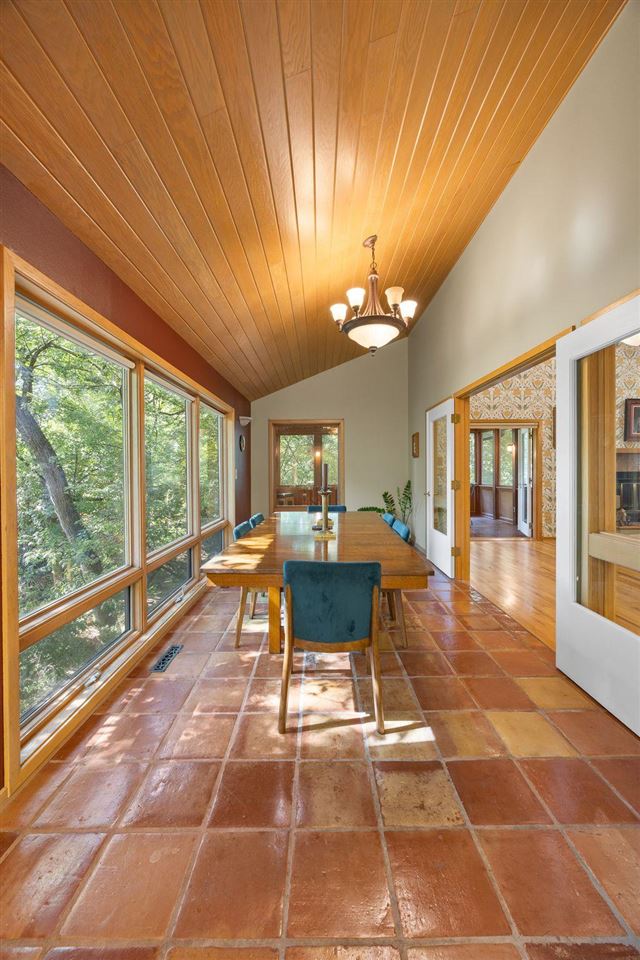 435 Bayard Street Iowa City IA 52246