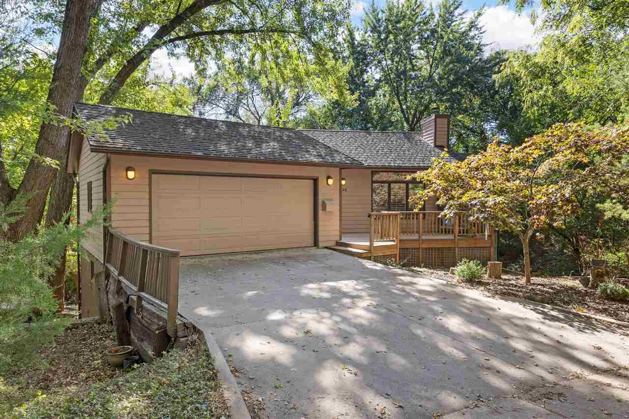 435 Bayard Street Iowa City IA 52246