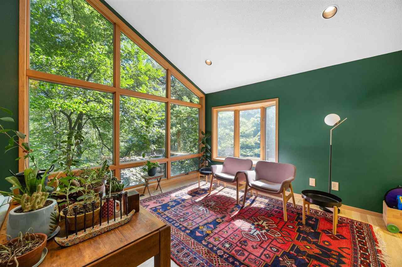 435 Bayard Street Iowa City IA 52246