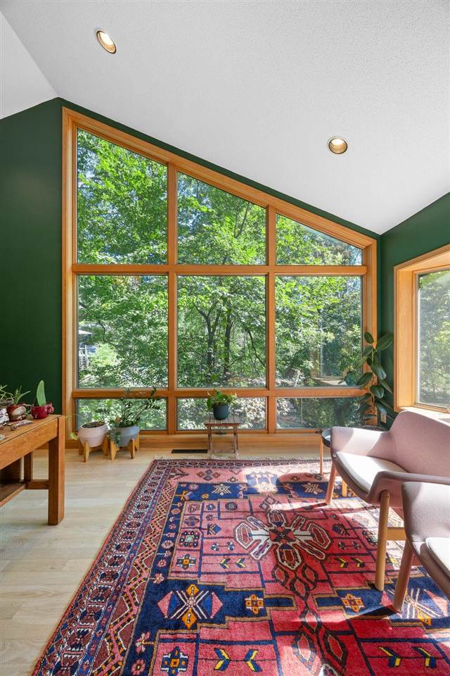 435 Bayard Street Iowa City IA 52246