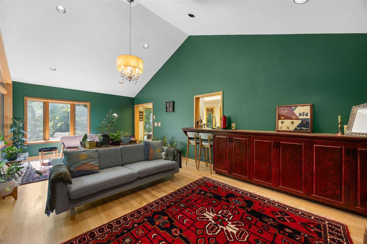 435 Bayard Street Iowa City IA 52246