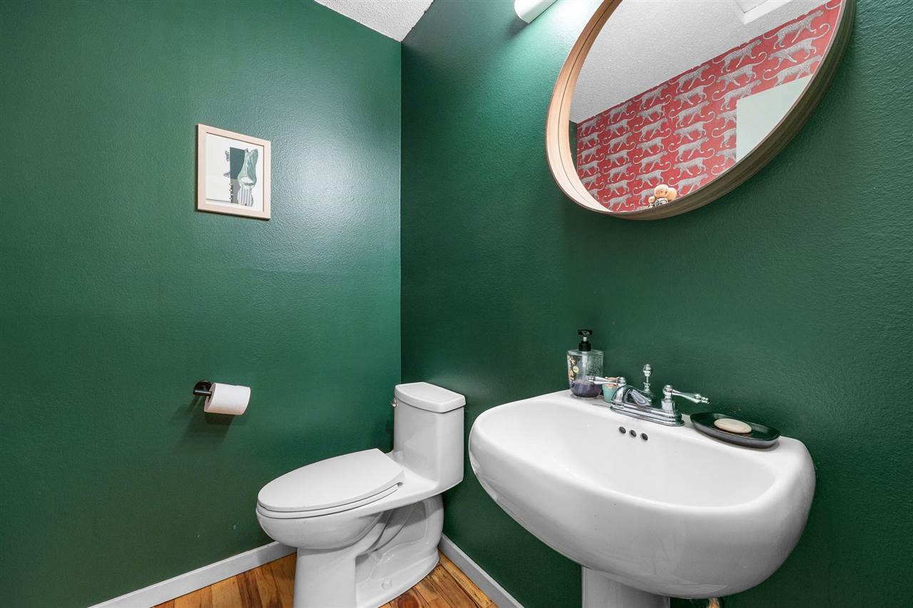 435 Bayard Street Iowa City IA 52246