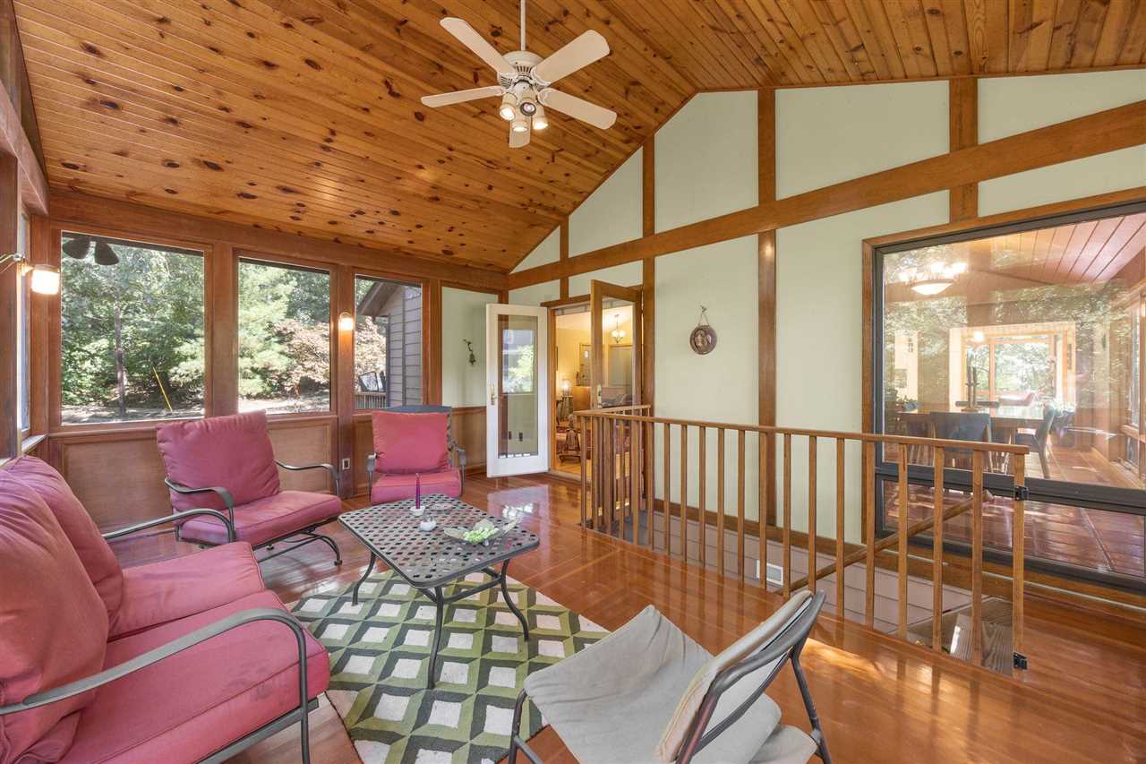 435 Bayard Street Iowa City IA 52246