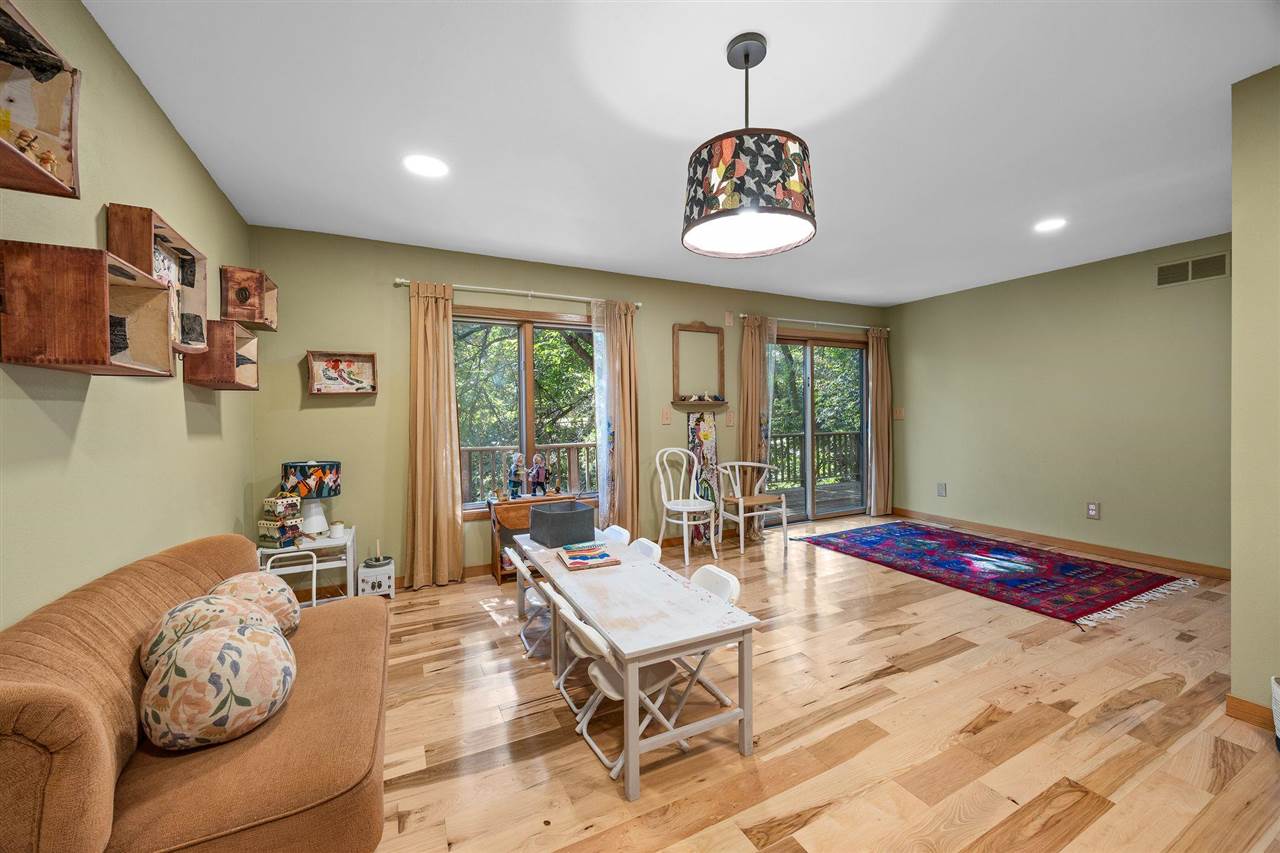 435 Bayard Street Iowa City IA 52246