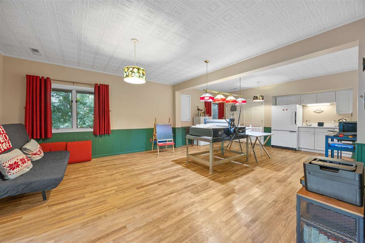 435 Bayard Street Iowa City IA 52246