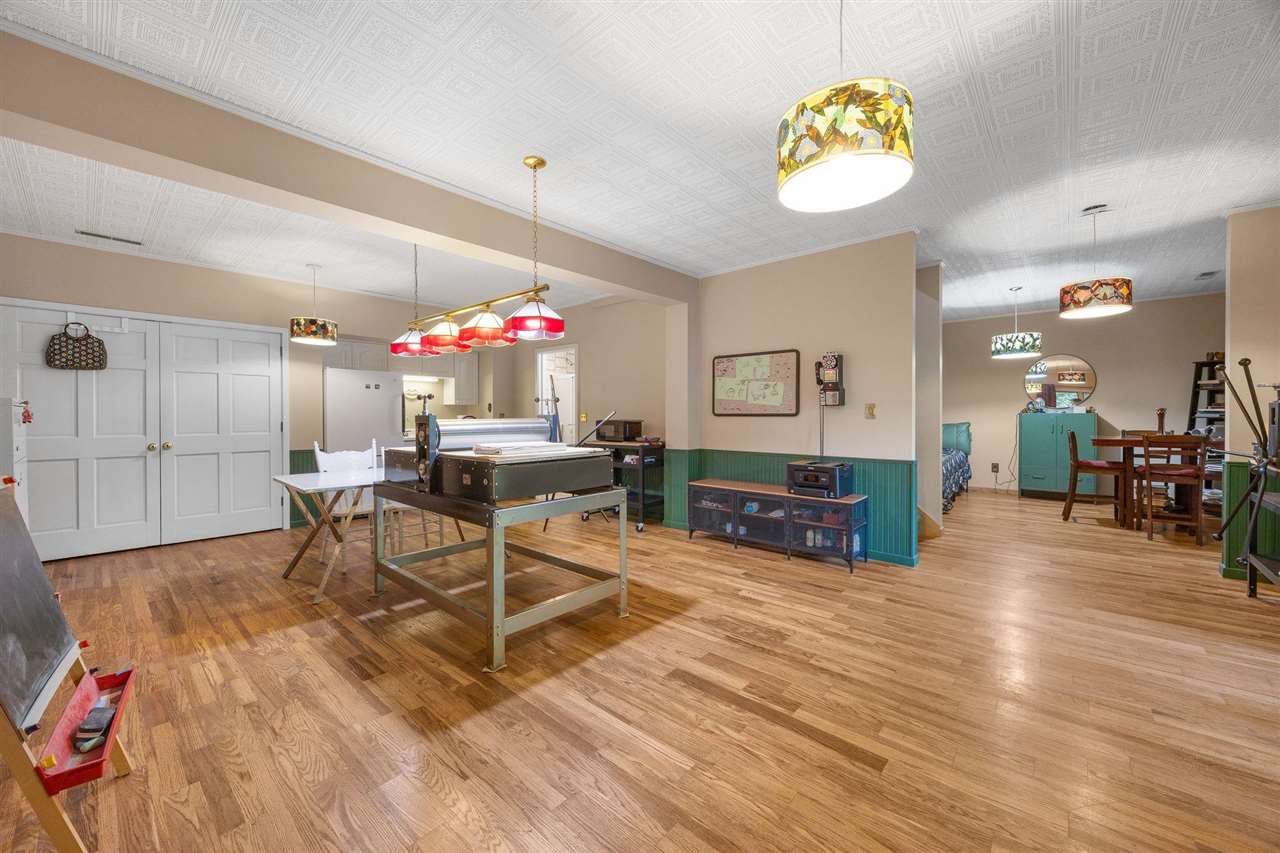 435 Bayard Street Iowa City IA 52246