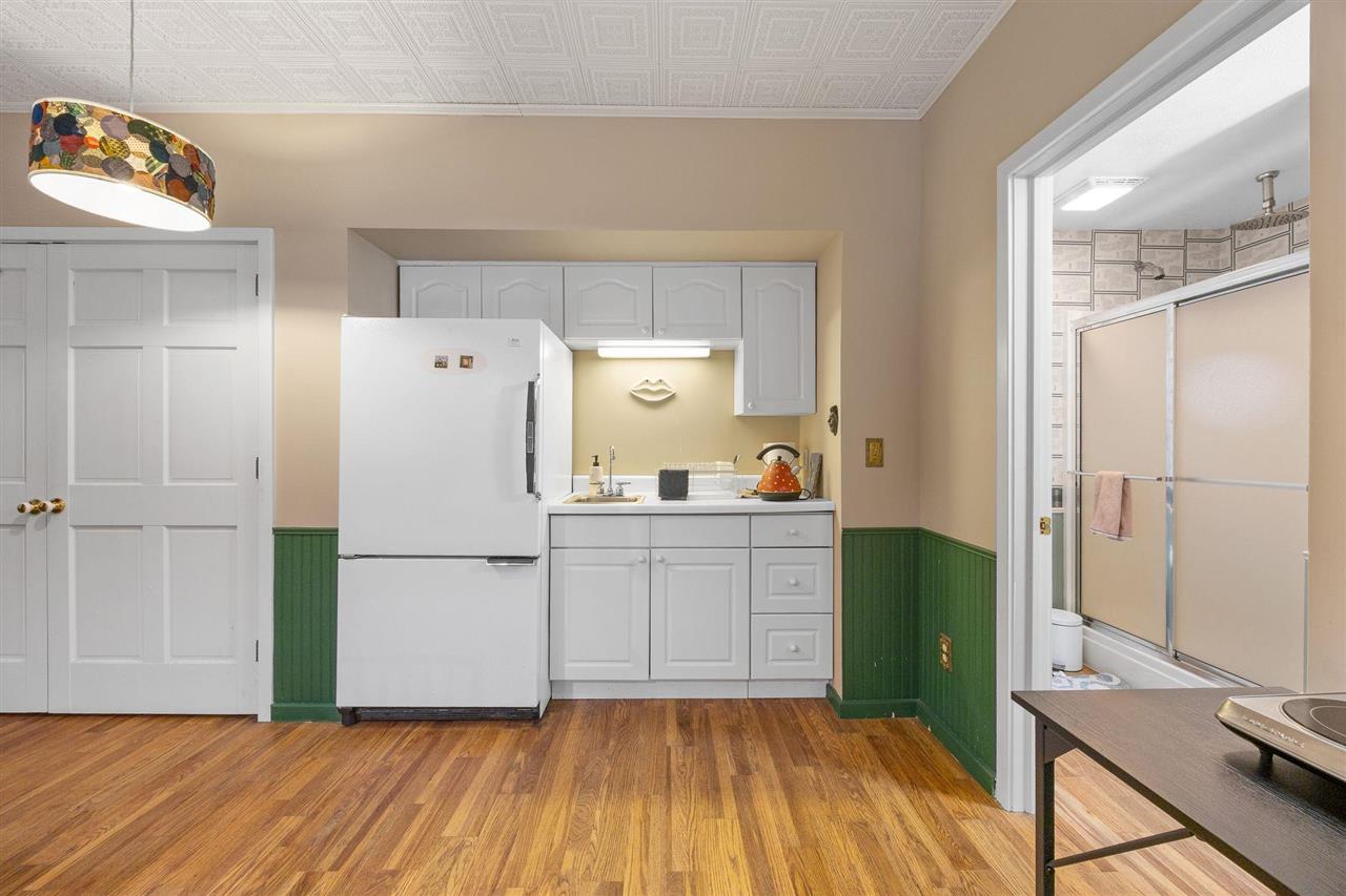 435 Bayard Street Iowa City IA 52246