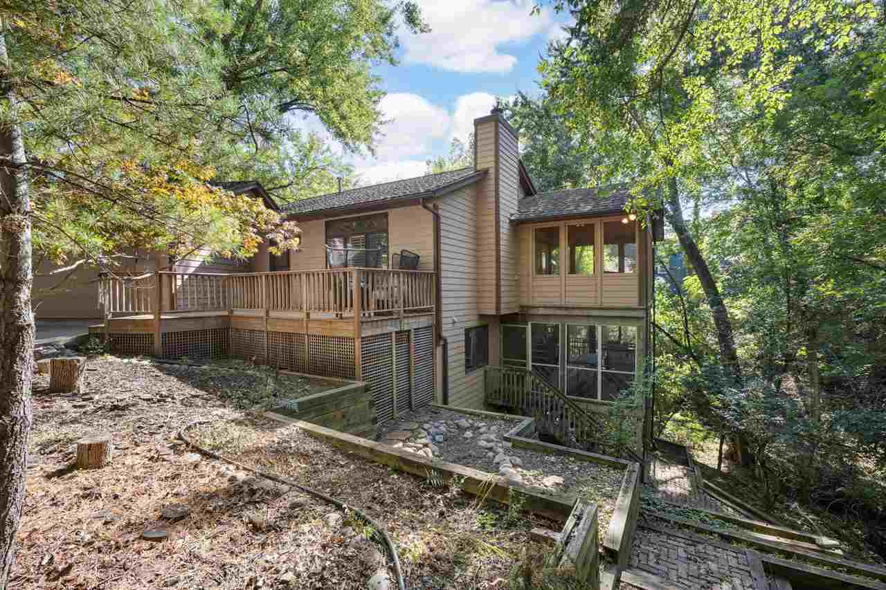 435 Bayard Street Iowa City IA 52246