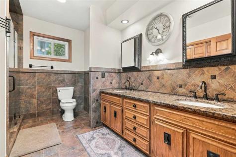 1919 Q Avenue Marengo IA 52301