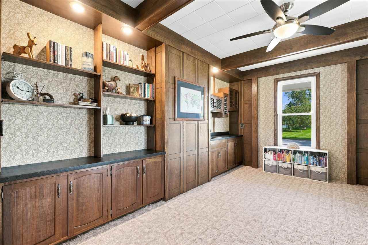 1919 Q Avenue Marengo IA 52301