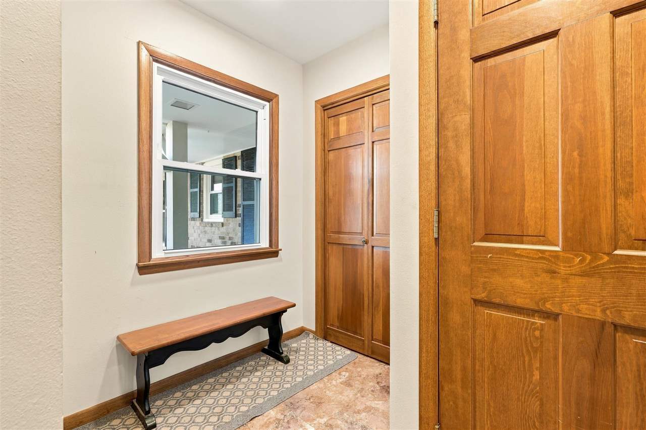 1919 Q Avenue Marengo IA 52301