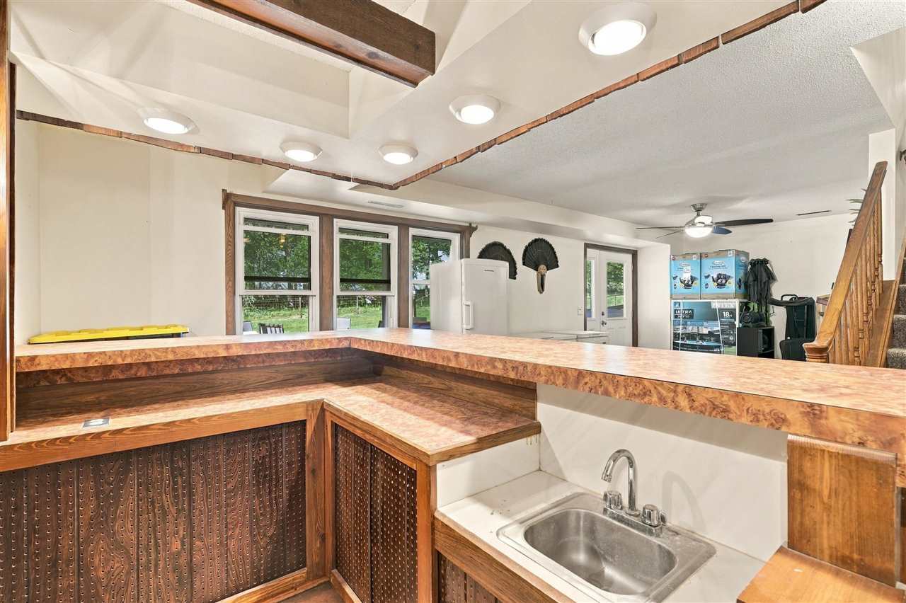 1919 Q Avenue Marengo IA 52301