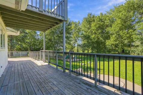 1919 Q Avenue Marengo IA 52301