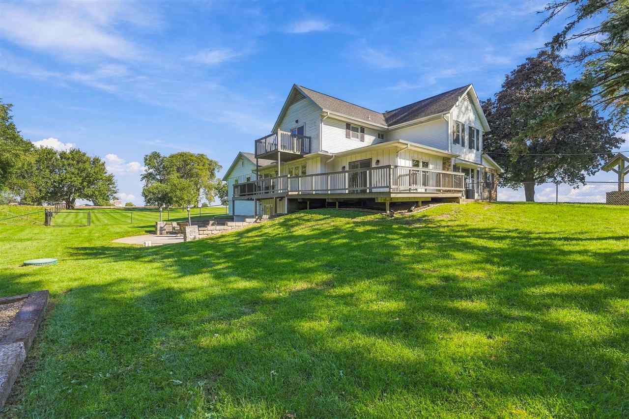 1919 Q Avenue Marengo IA 52301