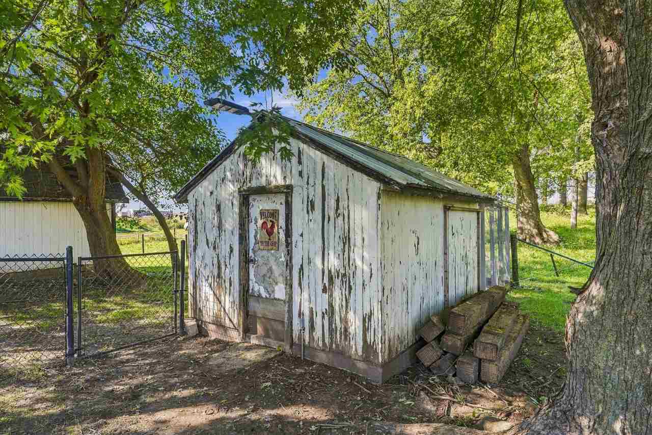 1919 Q Avenue Marengo IA 52301