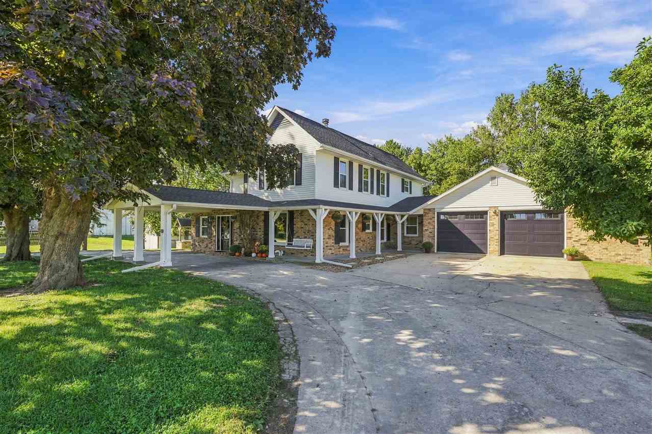 1919 Q Avenue Marengo IA 52301