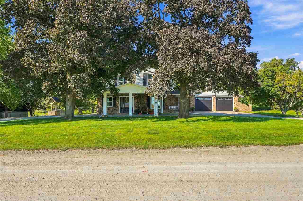 1919 Q Avenue Marengo IA 52301