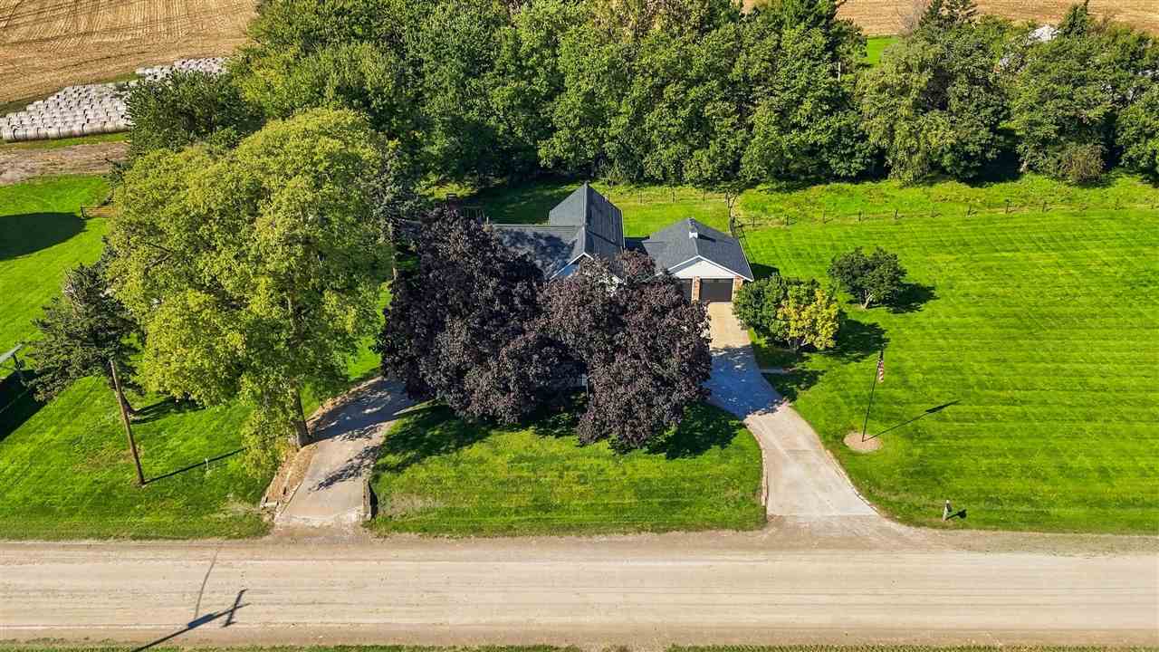 1919 Q Avenue Marengo IA 52301
