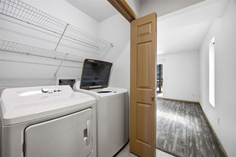2042 Northland Circle Coralville IA 52241