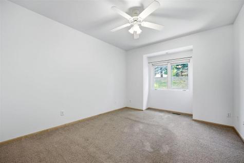 2042 Northland Circle Coralville IA 52241