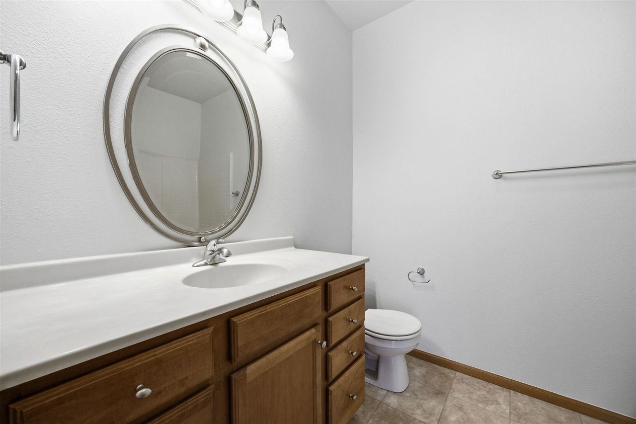 2042 Northland Circle Coralville IA 52241