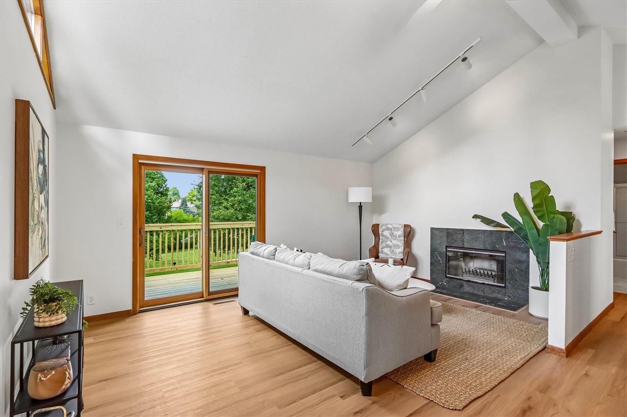 2068 South Ridge Drive Coralville IA 52241