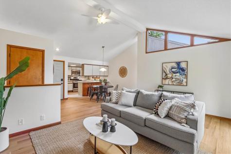2068 South Ridge Drive Coralville IA 52241