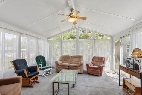5008 Monclair Drive NW Cedar Rapids IA 52405