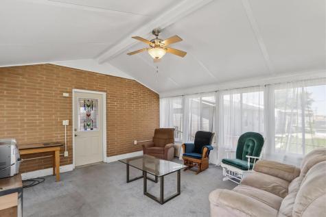 5008 Monclair Drive NW Cedar Rapids IA 52405