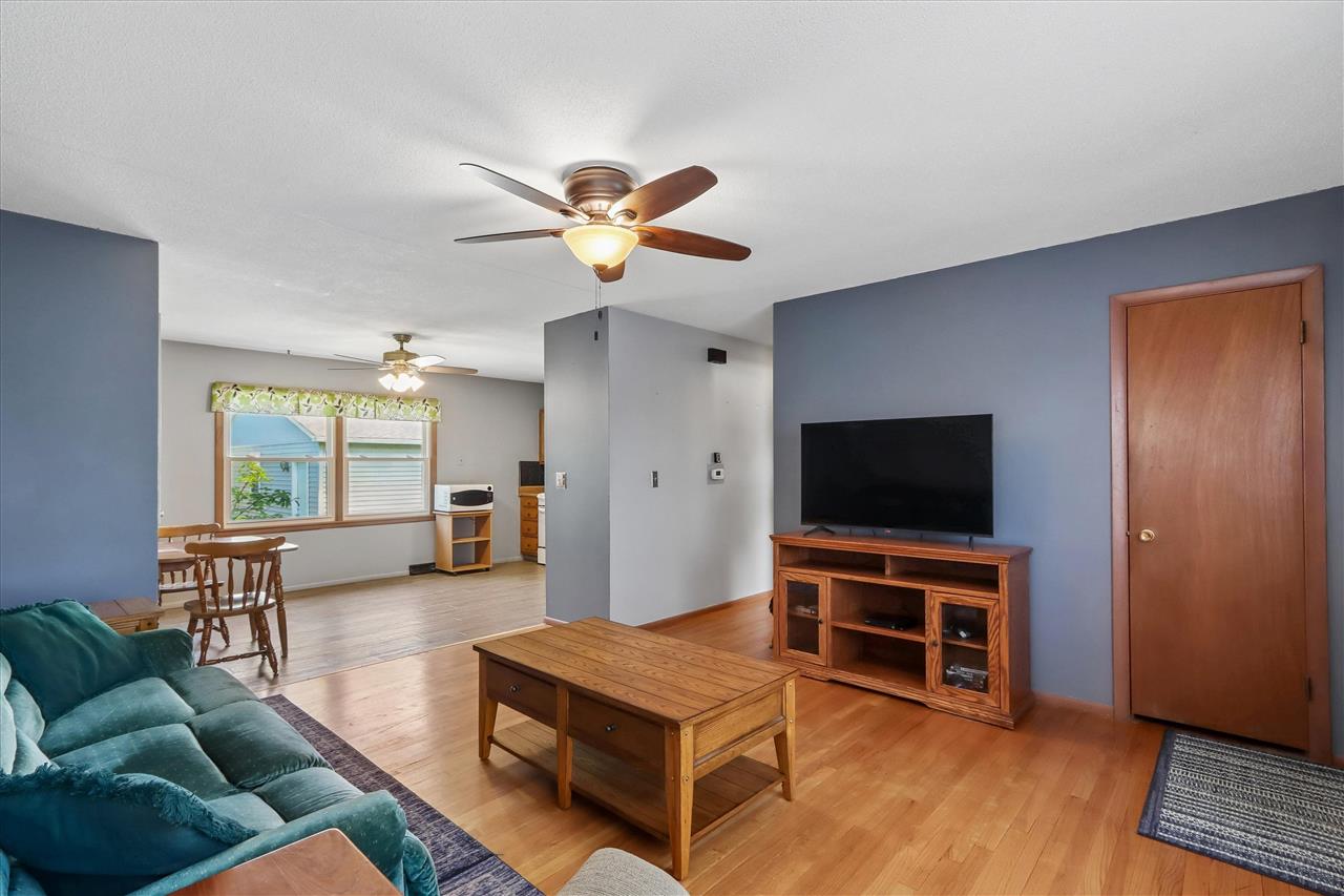 5008 Montclair Drive NW Cedar Rapids IA 52405