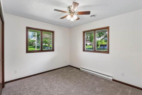604 Main Street Victor IA 52347