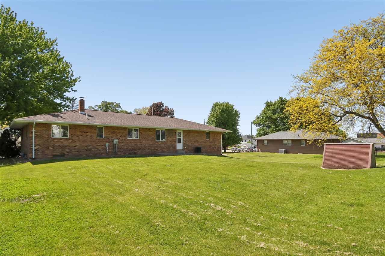 604 Main Street Victor IA 52347