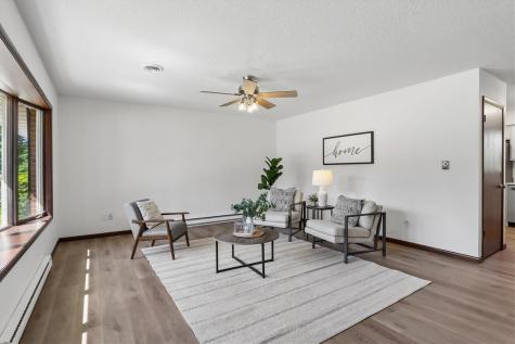 604 Main Street Victor IA 52347