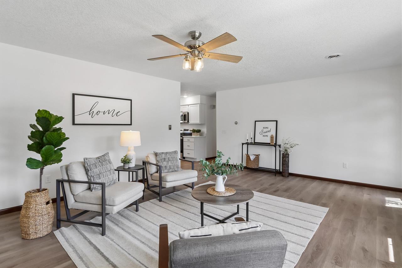 604 Main Street Victor IA 52347