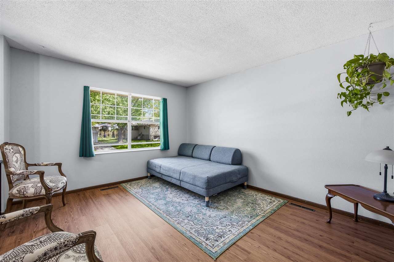 32 Amber Lane Iowa City IA 52240