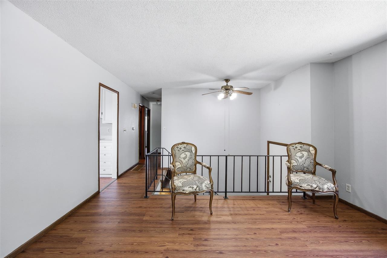 32 Amber Lane Iowa City IA 52240