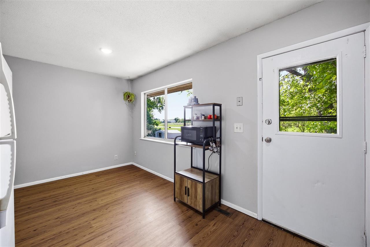 32 Amber Lane Iowa City IA 52240