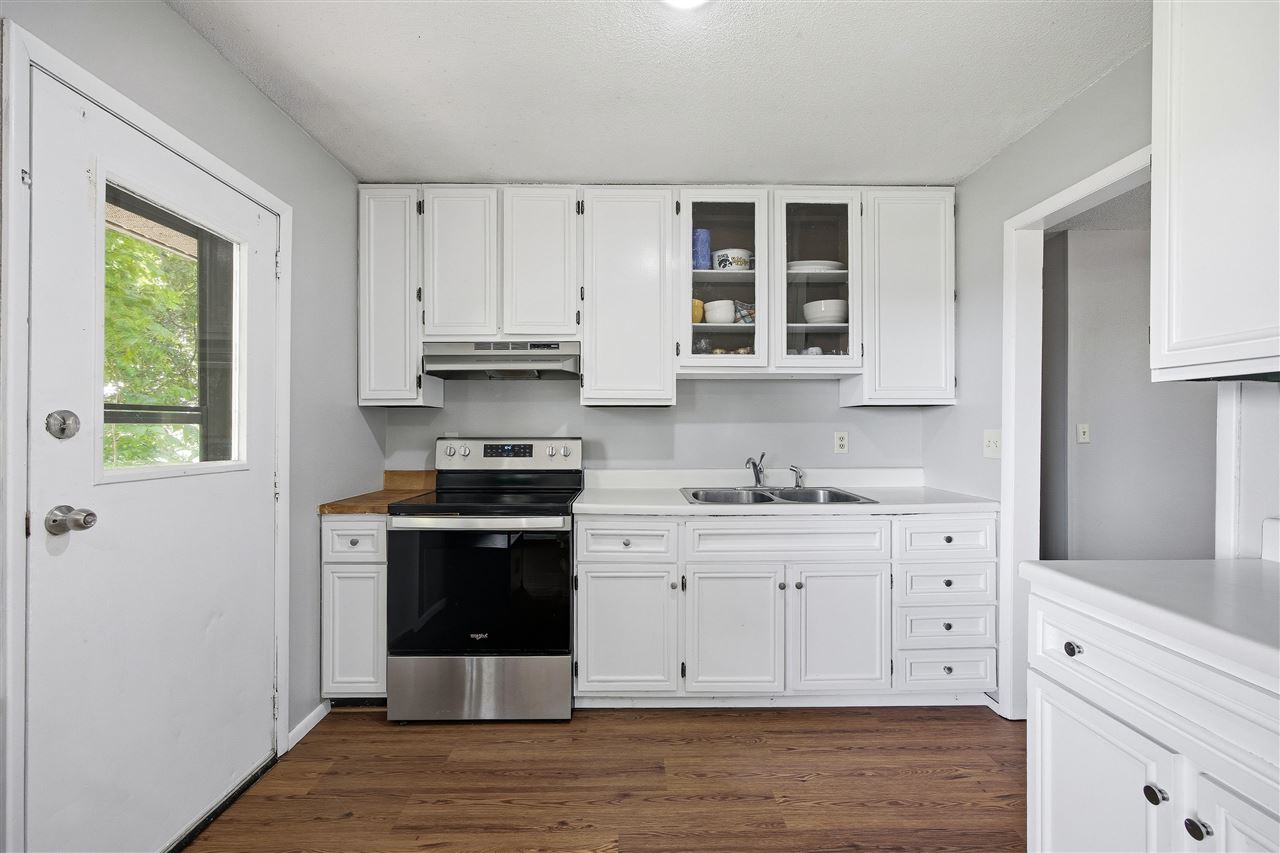 32 Amber Lane Iowa City IA 52240